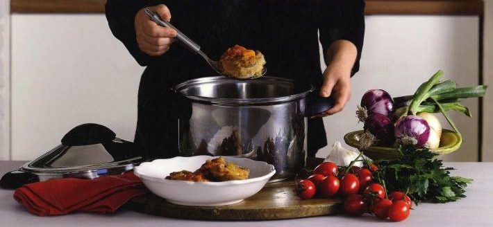 https://www.elmejor10.com/wp-content/uploads/2016/11/cocinando-con-olla-a-presion-e1502980115935.jpg